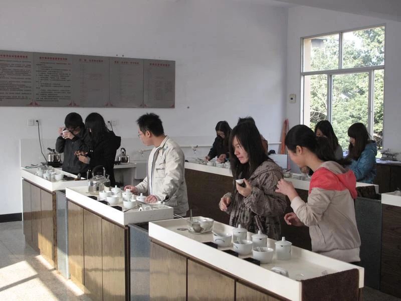 80%的人不知道,这些冷门专业就业率高!
